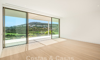 Majestueuze designervilla te koop, direct aan een 5-sterren golfbaan aan de Costa del Sol 60250 