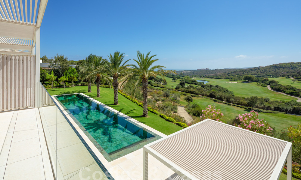 Majestueuze designervilla te koop, direct aan een 5-sterren golfbaan aan de Costa del Sol 60251