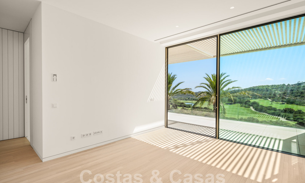Majestueuze designervilla te koop, direct aan een 5-sterren golfbaan aan de Costa del Sol 60252