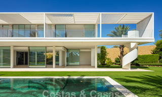 Majestueuze designervilla te koop, direct aan een 5-sterren golfbaan aan de Costa del Sol 60263 