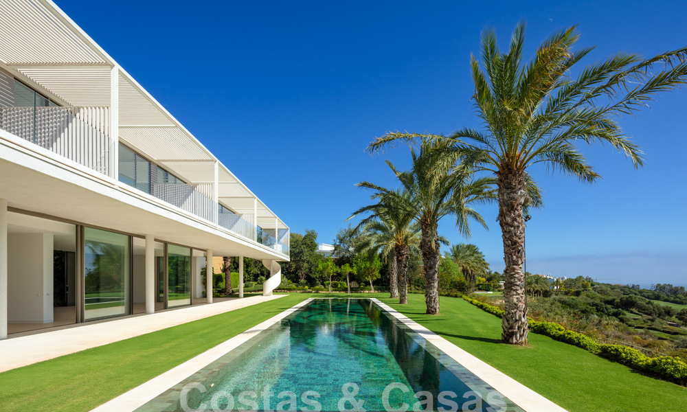 Majestueuze designervilla te koop, direct aan een 5-sterren golfbaan aan de Costa del Sol 60264