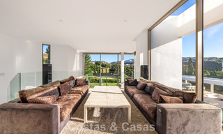 Contemporaine luxevilla te koop, eerstelijns 5-sterren golf in Marbella - Benahavis 60466 