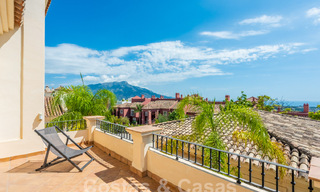 Luxevilla met Andalusische bouwstijl te koop in de heuvels van La Quinta, Benahavis - Marbella 60649 