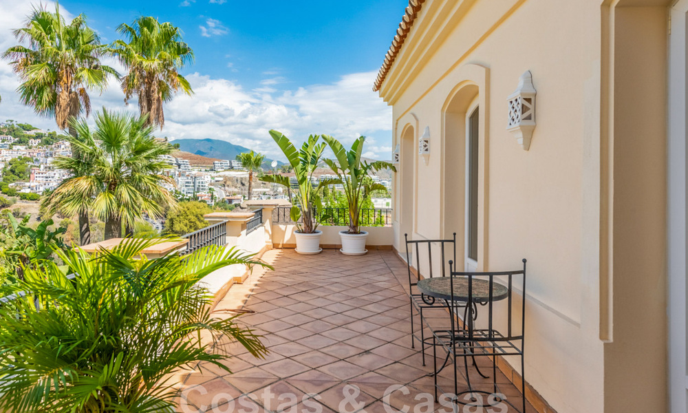 Luxevilla met Andalusische bouwstijl te koop in de heuvels van La Quinta, Benahavis - Marbella 60652