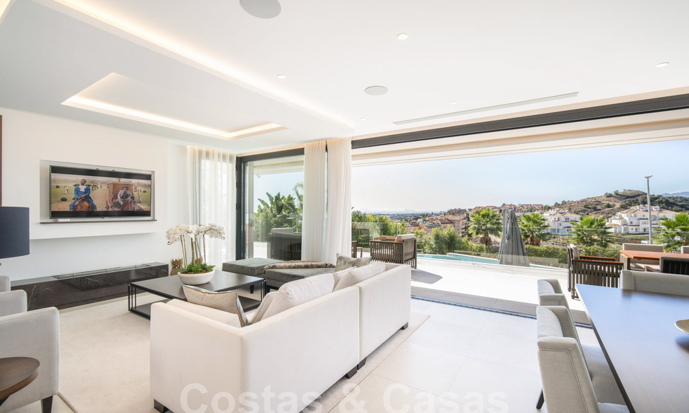 Geavanceerde luxevilla met ultramoderne architectuur te koop in Nueva Andalucia’s golfvallei, Marbella 60582