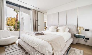 Modern gerenoveerde mediterrane villa met modieus interieurdesign te koop op loopafstand van Puerto Banus, Marbella 60731 