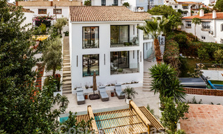 Modern gerenoveerde mediterrane villa met modieus interieurdesign te koop op loopafstand van Puerto Banus, Marbella 60734