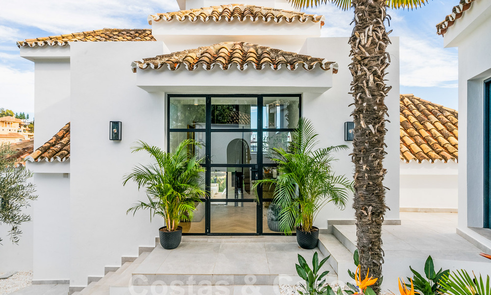 Luxevilla te koop met modern-Mediterraan ontwerp en zeezicht in Nueva Andalucia, Marbella 60935