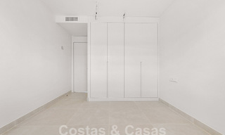 Modern penthouse met zeezicht en privézwembad te koop i/e innovatief lifestyle-complex in Benalmadena, Costa del Sol 60906 
