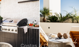 Kwalitatief gerenoveerd penthouse te koop met uitnodigend terras en zeezicht in Nueva Andalucia, Marbella 61173 