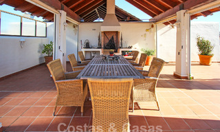 Ruim penthouse te koop in een gated strandcomplex met onverstoord zeezicht op de New Golden Mile, Marbella - Estepona 61415 