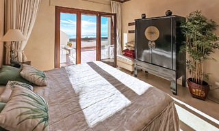 Ruim penthouse te koop in een gated strandcomplex met onverstoord zeezicht op de New Golden Mile, Marbella - Estepona 61423 
