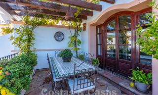Charmant, Andalusisch, halfvrijstaand huis met zeezicht te koop in de heuvels van Marbella - Benahavis 61902 