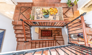 Charmant, Andalusisch, halfvrijstaand huis met zeezicht te koop in de heuvels van Marbella - Benahavis 61927 