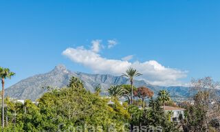 Luxueus appartement te koop met panoramisch zeezicht in een gated urbanisatie op de Golden Mile, Marbella 61721 