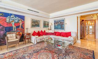 Luxueus appartement te koop met panoramisch zeezicht in een gated urbanisatie op de Golden Mile, Marbella 61754 