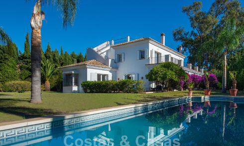 Mediterrane luxevilla te koop op een steenworp van het strand en voorzieningen in Guadalmina Baja, Marbella 61849