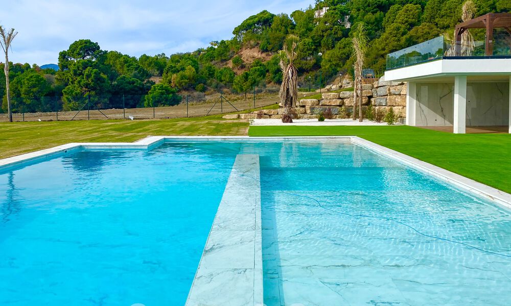 Nieuwe, moderne, luxevilla te koop met panoramisch zeezicht in het exclusieve Marbella Club Golf Resort in Benahavis - Marbella 61967