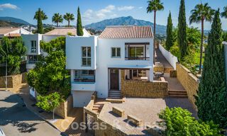 Charmante familiewoning te koop met uitzicht op golf- en berglandschap in Benahavis - Marbella 62077 