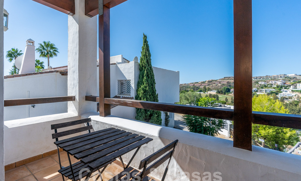 Charmante familiewoning te koop met uitzicht op golf- en berglandschap in Benahavis - Marbella 62106