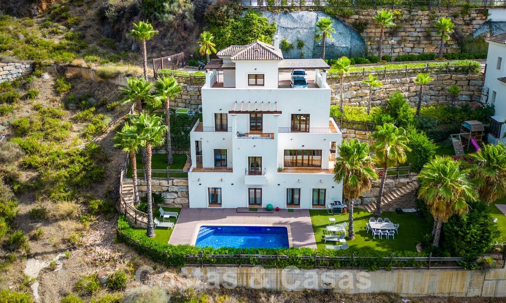 Ruime, vrijstaande villa te koop in een exclusieve, gated community in Benahavis - Marbella 62121