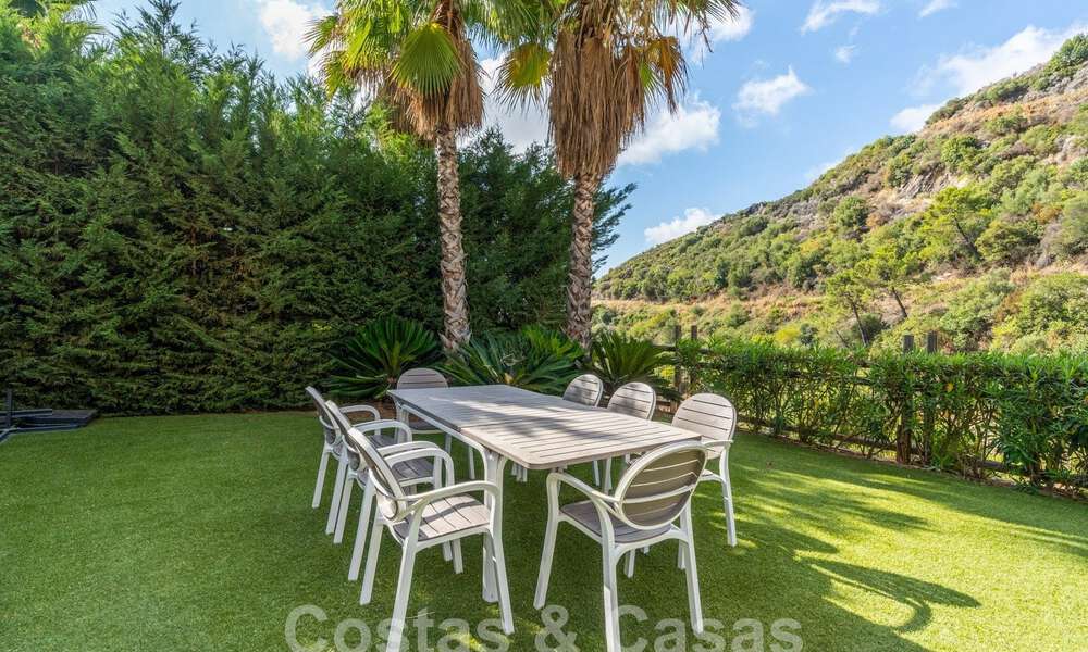 Ruime, vrijstaande villa te koop in een exclusieve, gated community in Benahavis - Marbella 62166