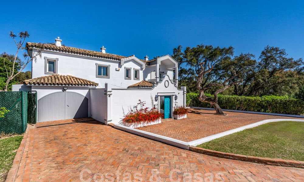 Authentieke villa, Mediterrane bouwstijl te koop in Sotogrande, Costa del Sol 62229