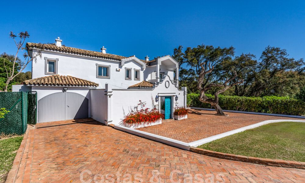 Authentieke villa, Mediterrane bouwstijl te koop in Sotogrande, Costa del Sol 62229