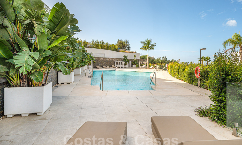 Instapklaar! Modern, luxueus penthouse te koop direct aan de golfbaan, met zee- en golfzicht, Oost-Marbella 62313