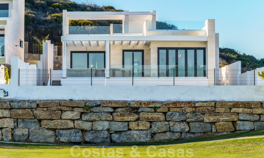 Nieuw project met moderne luxevilla’s te koop, eerstelijnsgolf met zeezicht in Mijas, Costa del Sol 62444