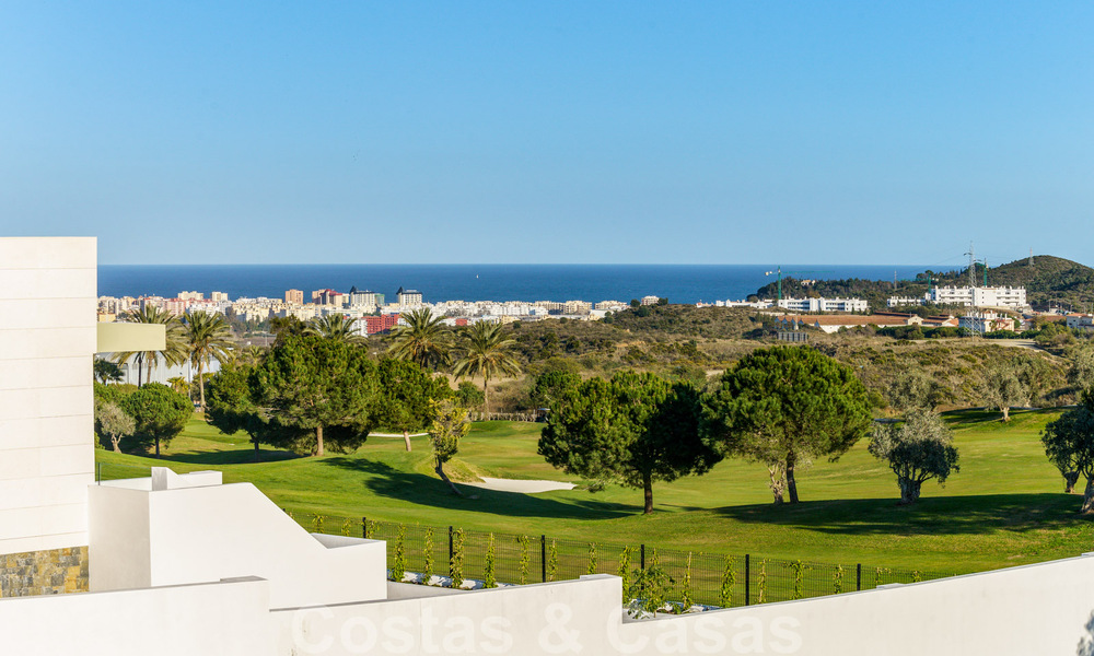 Nieuw project met moderne luxevilla’s te koop, eerstelijnsgolf met zeezicht in Mijas, Costa del Sol 62445