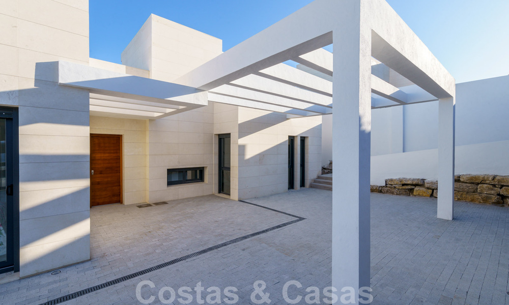 Nieuw project met moderne luxevilla’s te koop, eerstelijnsgolf met zeezicht in Mijas, Costa del Sol 62447