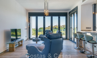 Nieuw project met moderne luxevilla’s te koop, eerstelijnsgolf met zeezicht in Mijas, Costa del Sol 62450 