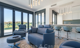 Nieuw project met moderne luxevilla’s te koop, eerstelijnsgolf met zeezicht in Mijas, Costa del Sol 62451 