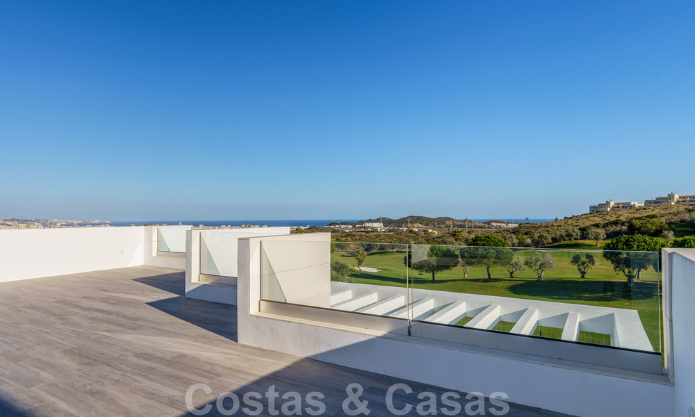 Nieuw project met moderne luxevilla’s te koop, eerstelijnsgolf met zeezicht in Mijas, Costa del Sol 62456