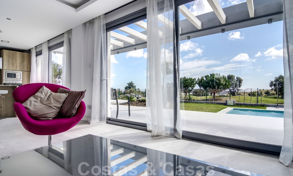 Nieuw project met moderne luxevilla’s te koop, eerstelijnsgolf met zeezicht in Mijas, Costa del Sol 62473