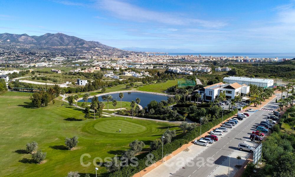 Nieuw project met moderne luxevilla’s te koop, eerstelijnsgolf met zeezicht in Mijas, Costa del Sol 62485