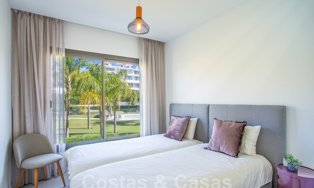 Modern 3 slaapkamer appartement met ruime terrassen te koop op de New Golden Mile tussen Marbella en Estepona 62517