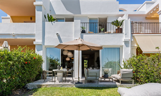 Stijlvol gerenoveerde rijwoning te koop, grenzend aan de golfbaan van La Quinta te Benahavis - Marbella 62819 