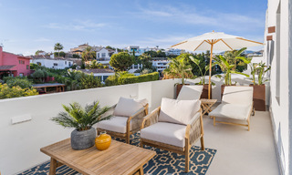 Stijlvol gerenoveerde rijwoning te koop, grenzend aan de golfbaan van La Quinta te Benahavis - Marbella 62838 