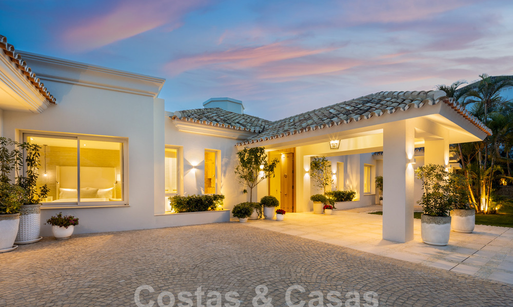 Gesofisticeerde luxevilla met panoramisch zeezicht te koop in Nueva Andalucia, Marbella 62765