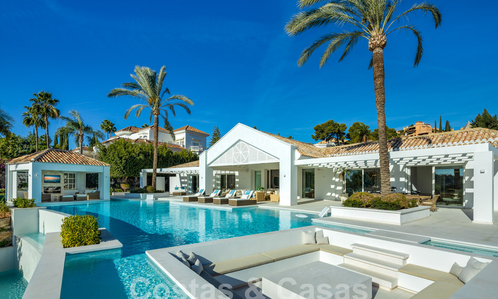 Gesofisticeerde luxevilla met panoramisch zeezicht te koop in Nueva Andalucia, Marbella 62770