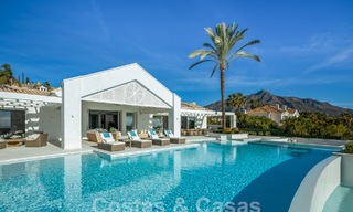 Gesofisticeerde luxevilla met panoramisch zeezicht te koop in Nueva Andalucia, Marbella 62771 