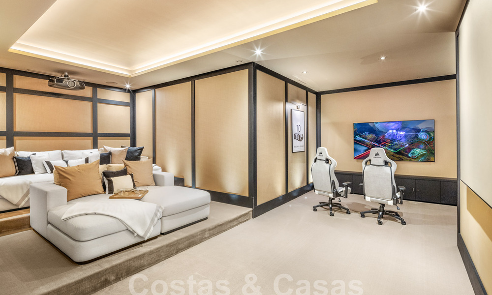 Gesofisticeerde luxevilla met panoramisch zeezicht te koop in Nueva Andalucia, Marbella 62788