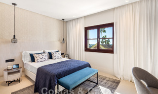 Luxueus gerenoveerd, mediterraan herenhuis te koop in een exclusieve gated woonwijk op Marbella’s Golden Mile 62739 