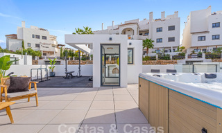 Instapklare, moderne luxevilla te koop in een gated golfresort aan de New Golden Mile, Marbella - Estepona 62902 