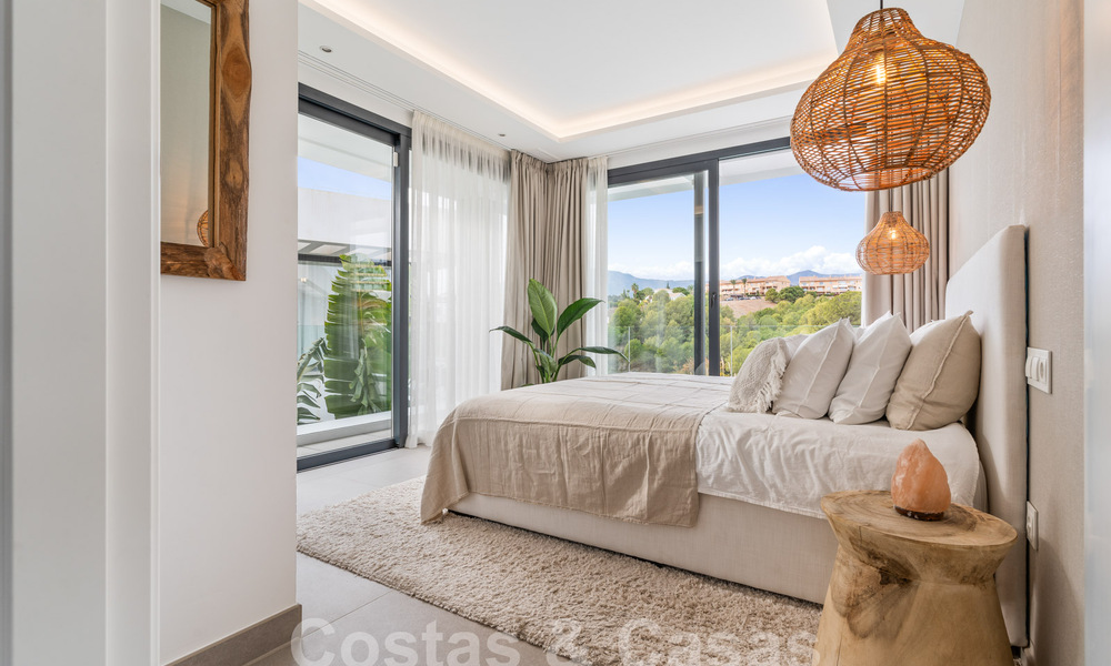 Instapklare, moderne luxevilla te koop in een gated golfresort aan de New Golden Mile, Marbella - Estepona 62914