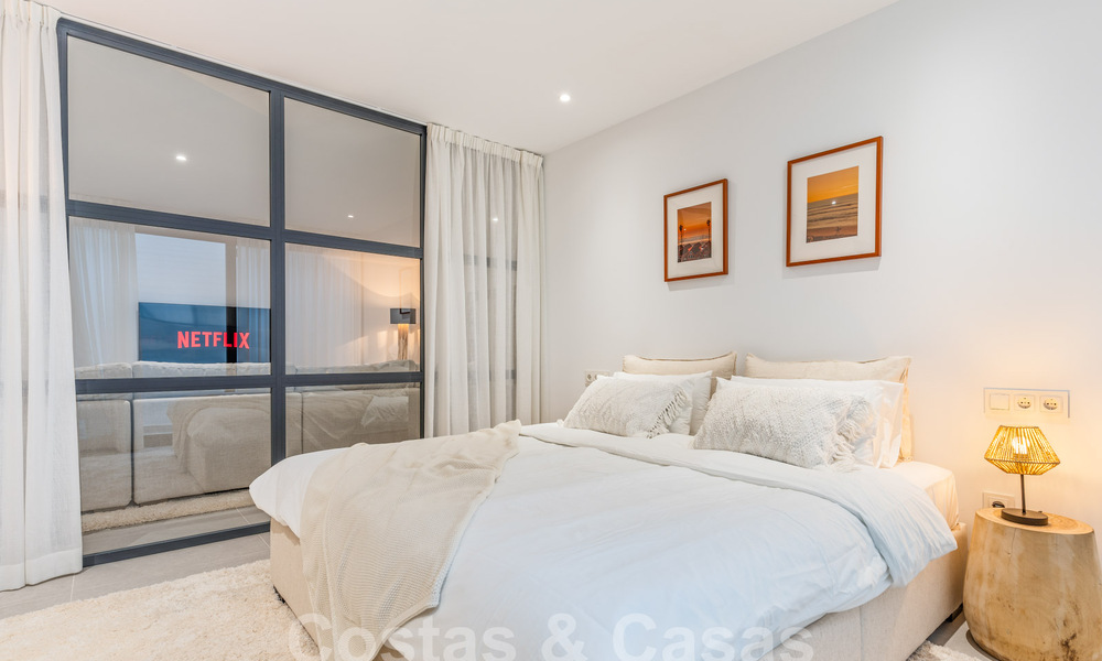 Instapklare, moderne luxevilla te koop in een gated golfresort aan de New Golden Mile, Marbella - Estepona 62928