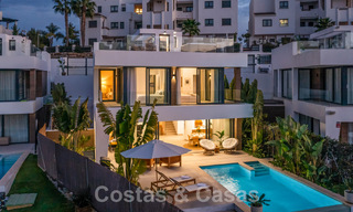 Instapklare, moderne luxevilla te koop in een gated golfresort aan de New Golden Mile, Marbella - Estepona 62934 
