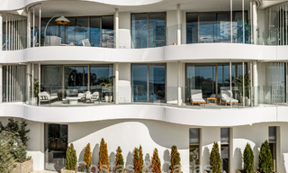 Eersteklas, modern appartement te koop, met uitzicht op zee, golf en bergen in Benahavis - Marbella 63145 